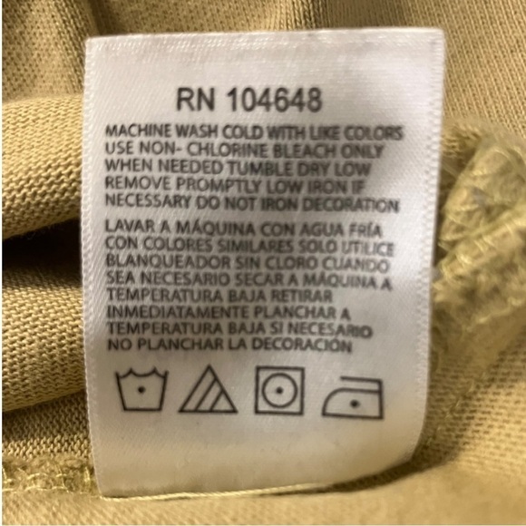 Knights Apparel Women’s Sz L Washington Huskies Long Sleeve Purple Tan Tee - Picture 6 of 7